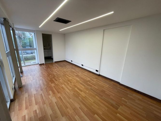 Oficina en arriendo en El Campestre, Medellín, 50 m² · foto 8 de 10