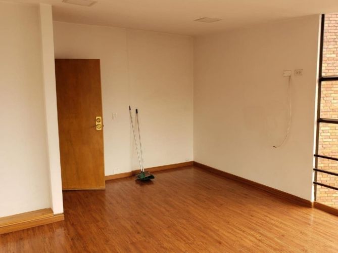 Apartamento de 4 alcobas en venta en Acevedo Tejada, Bogotá, 202 m² · foto 4 de 24