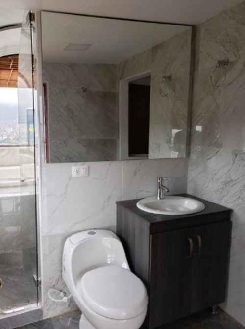 Apartamento de 4 alcobas en venta en Acevedo Tejada, Bogotá, 202 m² · foto 11 de 24