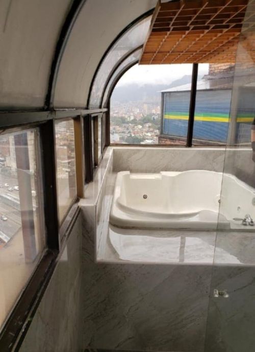 Apartamento de 4 alcobas en venta en Acevedo Tejada, Bogotá, 202 m² · foto 12 de 24