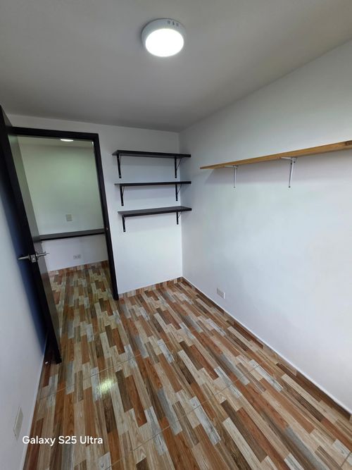 Apartamento de 3 alcobas en venta en El Dorado, Mosquera, 53 m² · foto 6 de 11