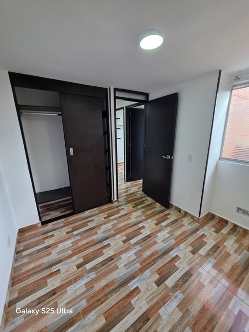Apartamento de 3 alcobas en venta en El Dorado, Mosquera, 53 m² · foto 5 de 11