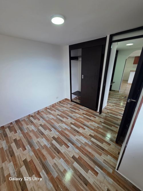 Apartamento de 3 alcobas en venta en El Dorado, Mosquera, 53 m² · foto 9 de 11