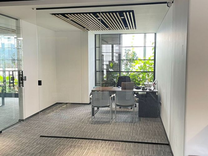 Oficina en venta en El Poblado, Medellín, 205 m² · foto 9 de 10