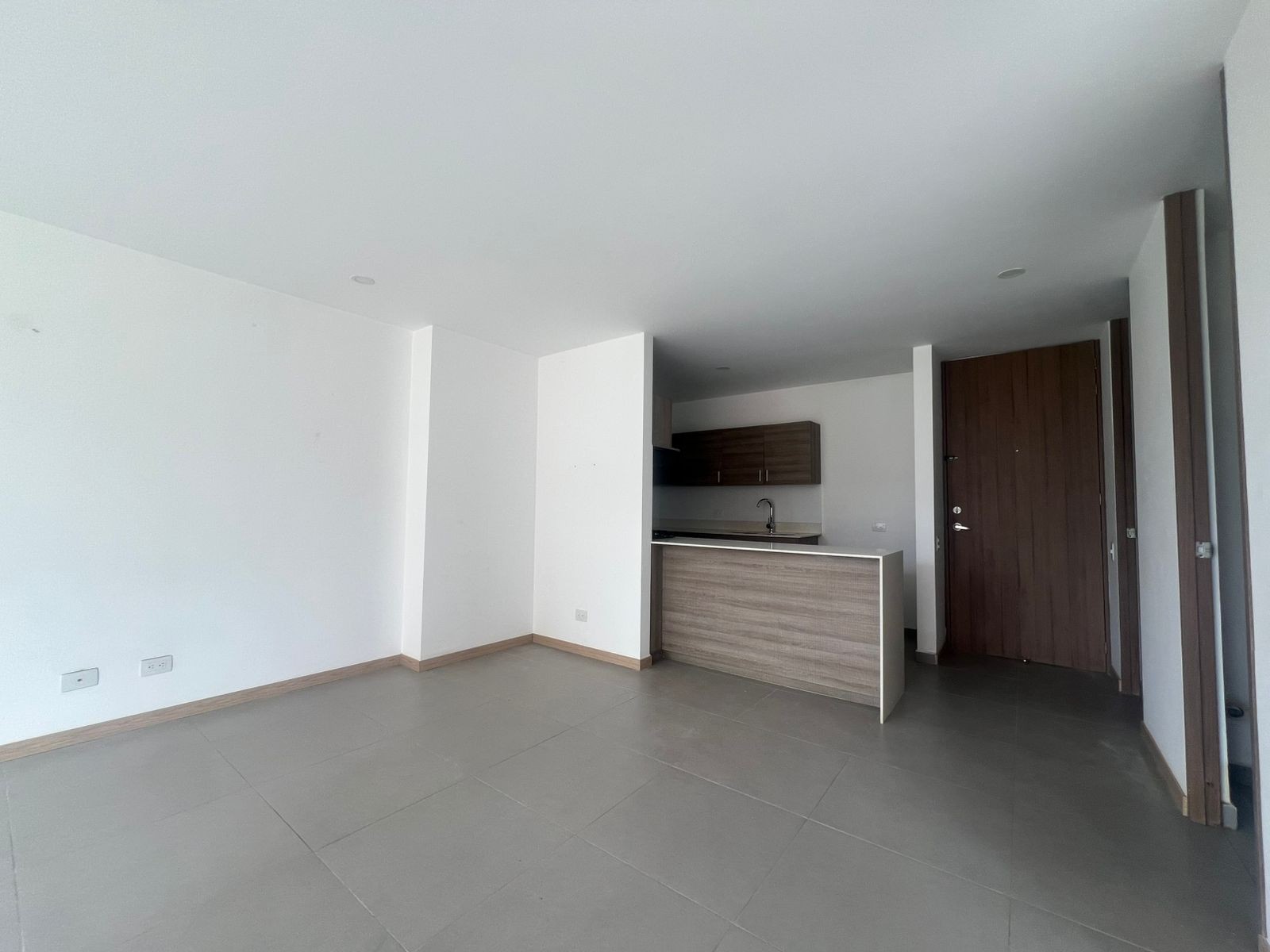 Apartamento en venta en Escobero, Envigado · foto 2 de 14