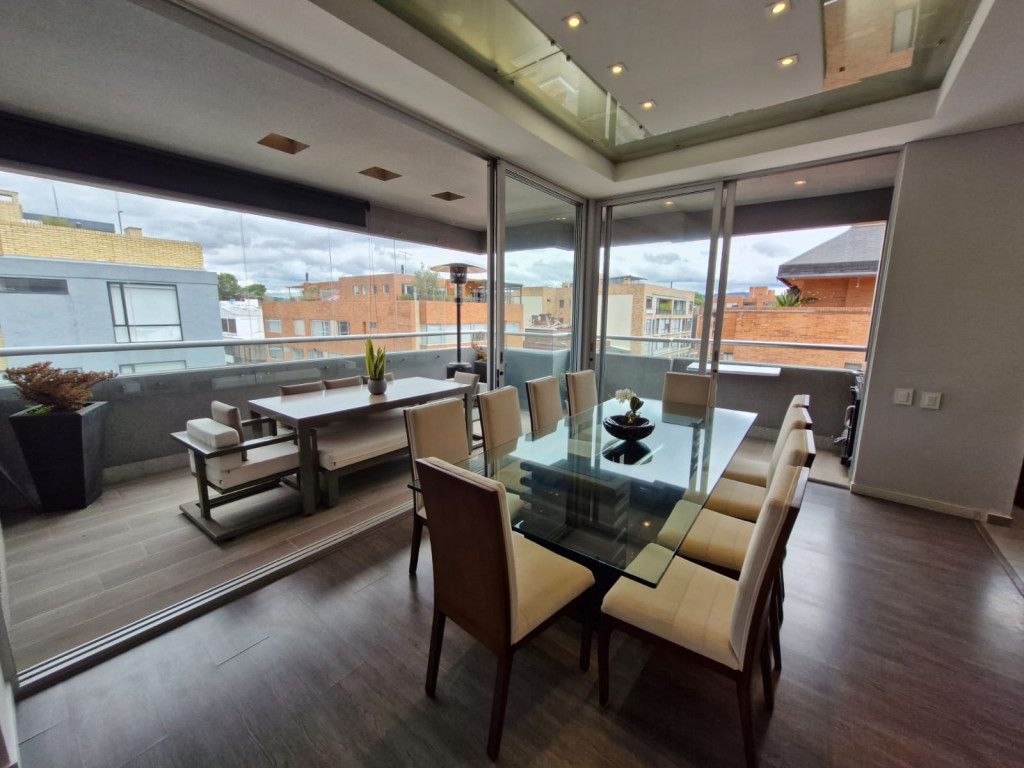 Apartamento en venta en Chicó Alto, Bogotá · foto 3 de 21