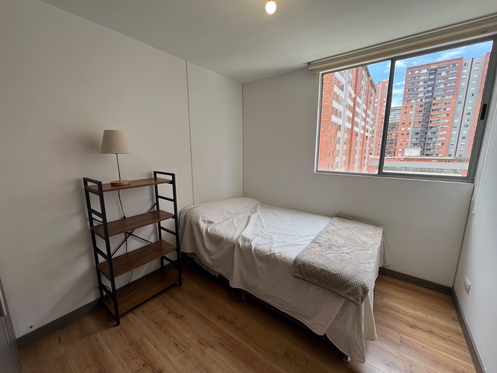Apartamento en arriendo en El Poblado, Medellín · foto 7 de 15