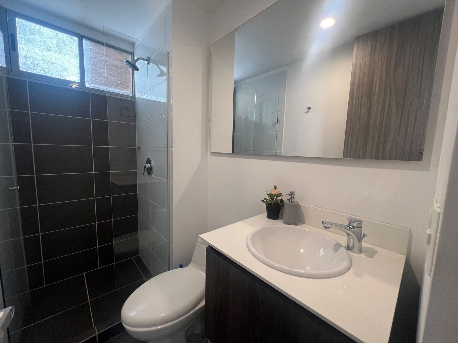 Apartamento en arriendo en El Poblado, Medellín · foto 15 de 15