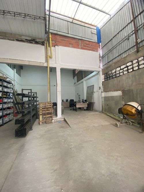 Bodega en arriendo en Las Nieves, Barranquilla, 250 m² · foto 3 de 6