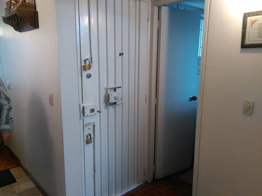 Casa en venta en Las Americas, Bogotá · foto 4 de 24