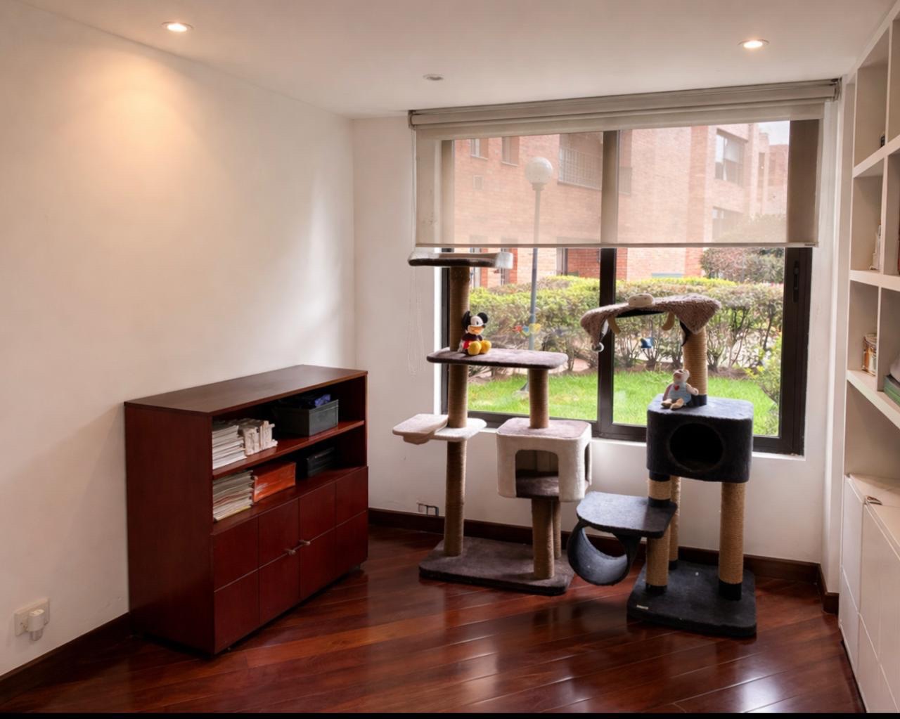 Apartamento en venta en Los Rosales, Bogotá · foto 10 de 15