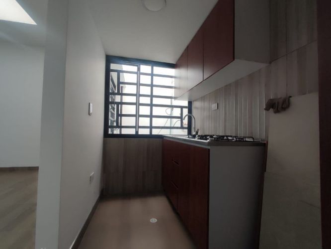 Casa de 5 alcobas en venta en El Recuerdo, Bogotá, 218 m² · foto 15 de 19