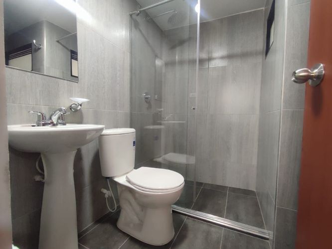 Casa de 5 alcobas en venta en El Recuerdo, Bogotá, 218 m² · foto 18 de 19