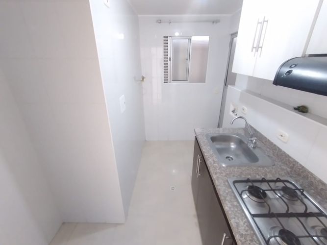 Apartamento de 2 alcobas en venta en Comuneros, Bucaramanga, 45 m² · foto 7 de 17