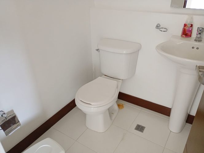 Oficina en venta en El Poblado, Medellín, 33 m² · foto 4 de 10