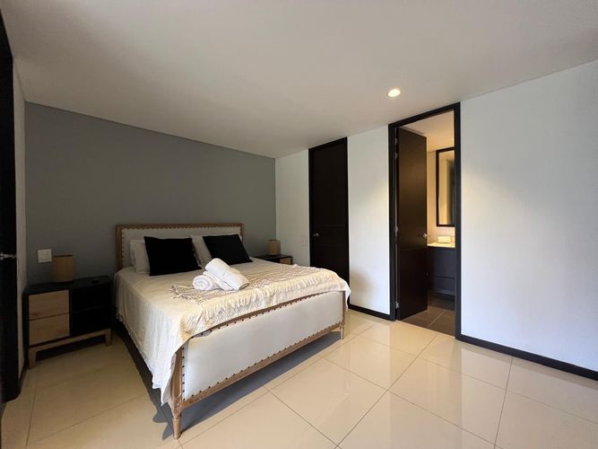 Apartamento de 1 alcoba en arriendo en El Poblado, Medellín, 80 m² · foto 8 de 11