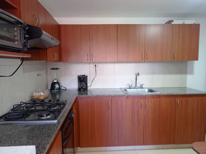 Apartamento de 3 alcobas en venta en El Poblado, Medellín, 145 m² · foto 8 de 20