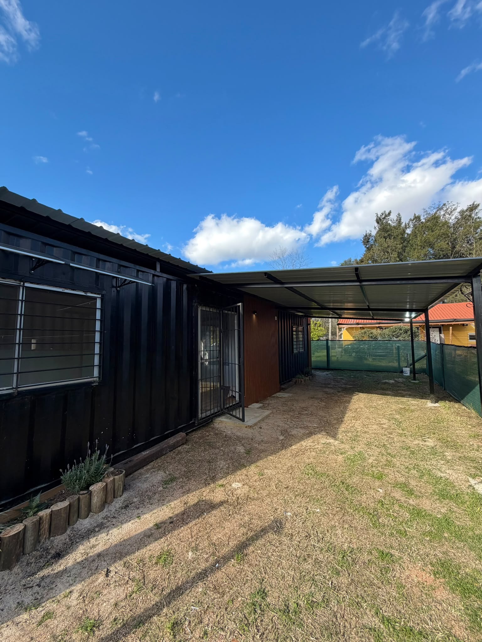 Casa contenedor en alquiler - Rincón del Pinar. · Foto 2
