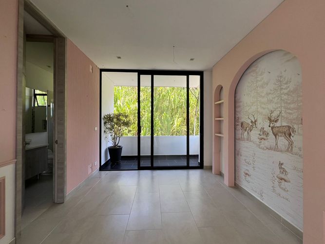 Casa de 4 alcobas en venta en El Poblado, Medellín, 940 m² · foto 6 de 20