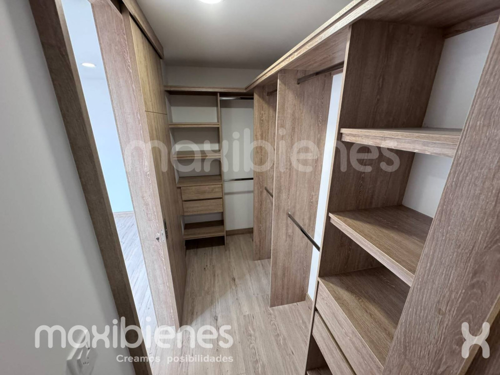 Apartamento en arriendo en Laureles, Medellín · foto 7 de 14
