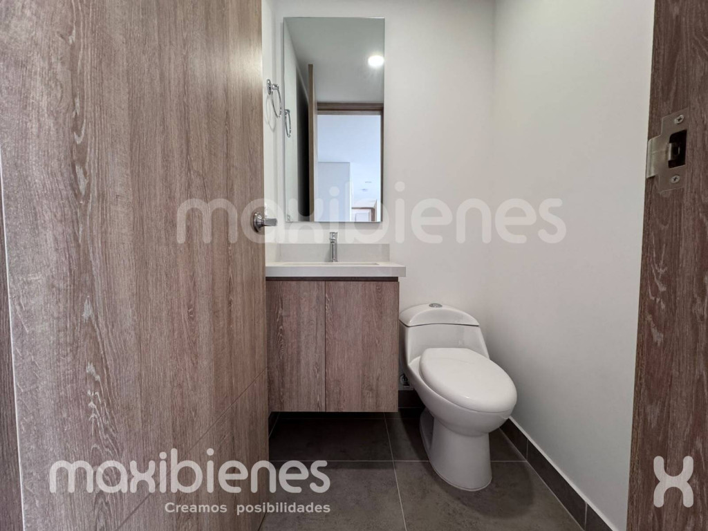Apartamento en arriendo en Laureles, Medellín · foto 10 de 14