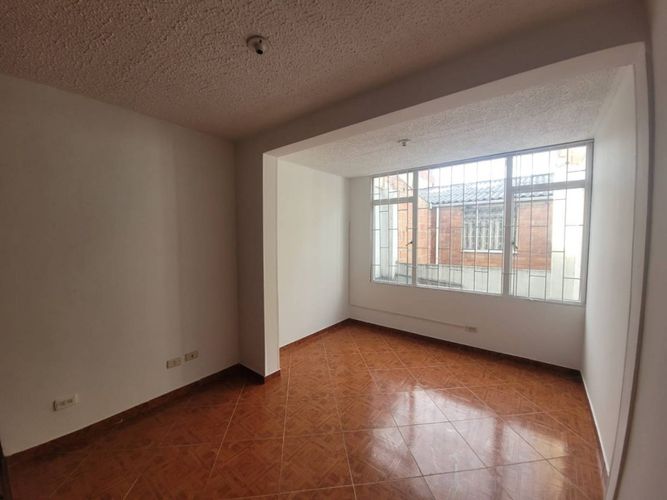 Casa de 4 alcobas en venta en Plazuelas Del Virrey, Bogotá, 120 m² · foto 13 de 22