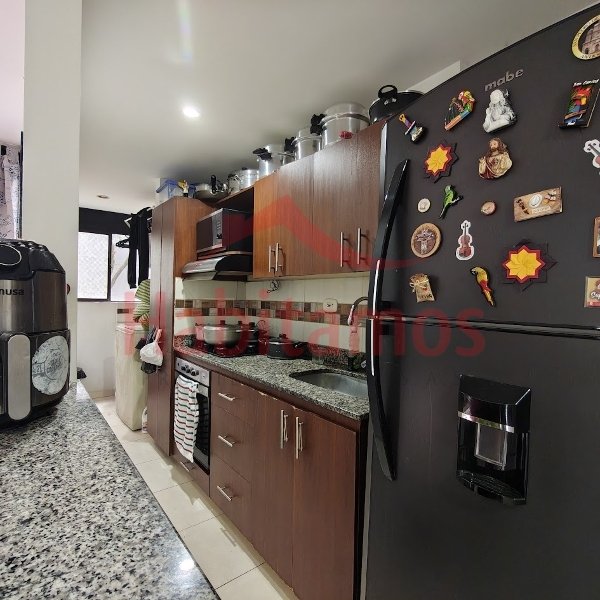 Apartamento en venta en Suramérica, Itagüí · foto 5 de 17