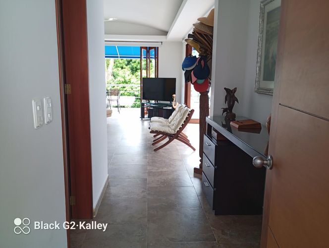 Casa de 5 alcobas en venta en Girardot, Girardot, 320 m² · foto 19 de 24