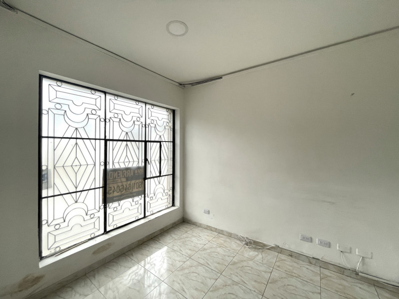 Casa en venta en La Soledad, Bogotá · foto 9 de 24