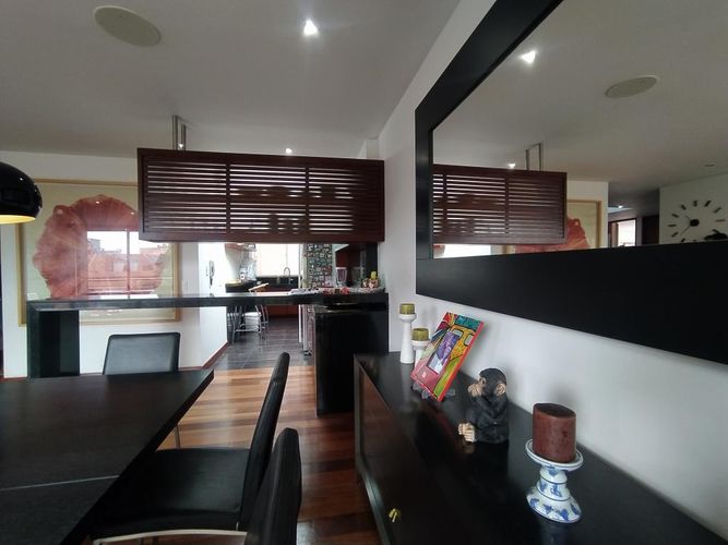 Apartamento de 3 alcobas en venta en Chicó Navarra, Bogotá, 320 m² · foto 4 de 24