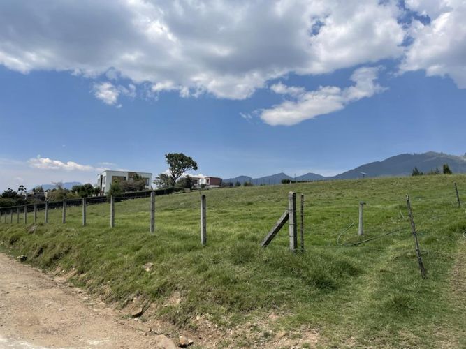 Lote en venta en El Volcan, La Calera · foto 6 de 24