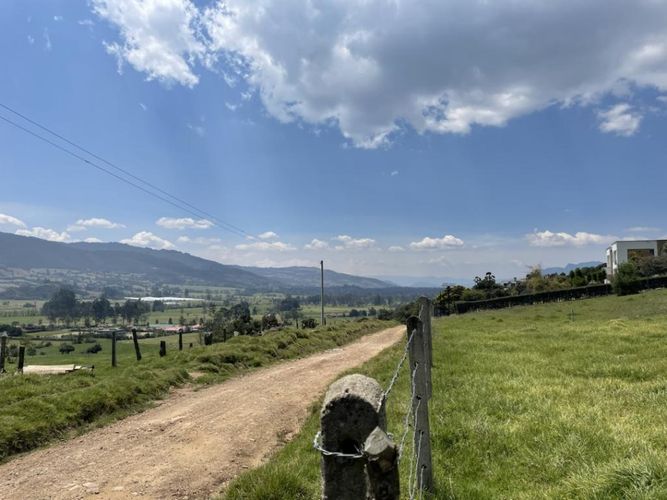 Lote en venta en El Volcan, La Calera · foto 7 de 24