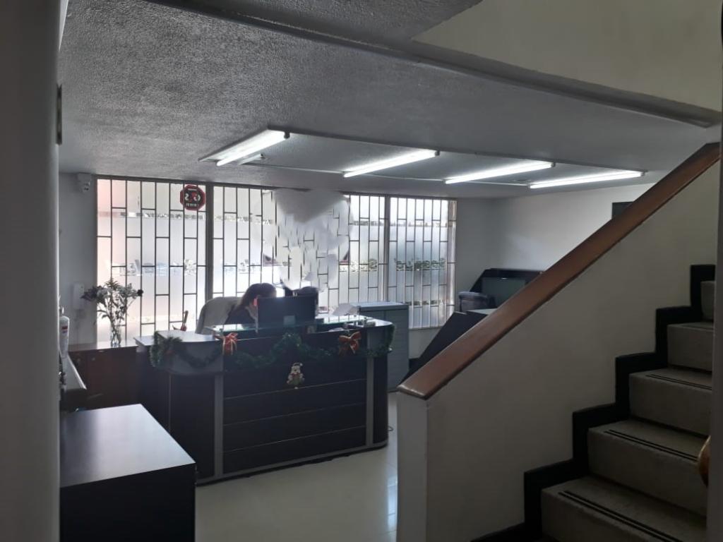 Casa en venta en Barrios Unidos, Bogotá · foto 9 de 10