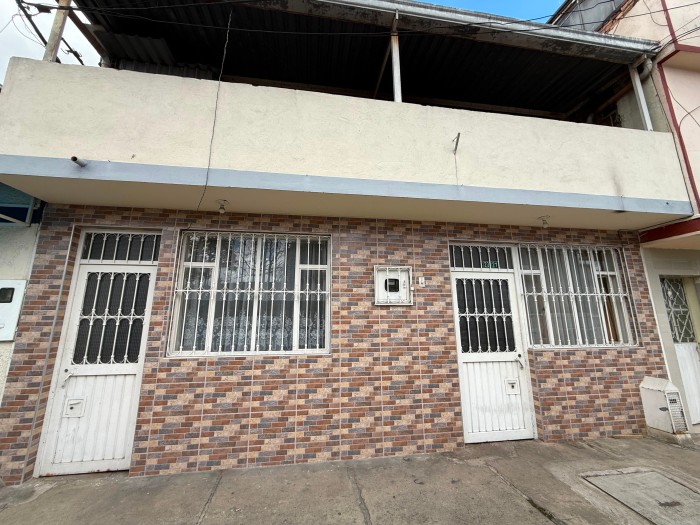 Casa en venta en Fontibon, Bogotá · foto 2 de 17