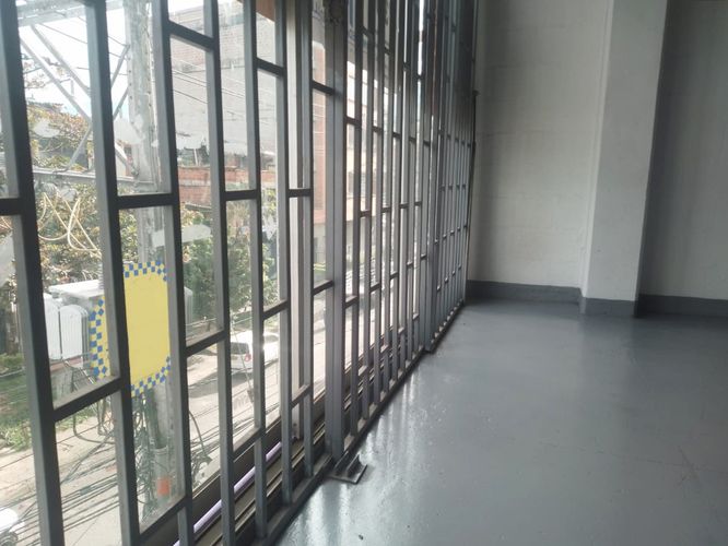 Bodega en arriendo en Cristo Rey, Medellín, 160 m² · foto 11 de 11