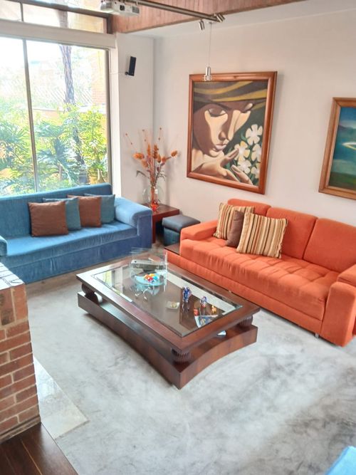 Casa de 4 alcobas en venta en Sotileza, Bogotá, 292 m² · foto 2 de 24