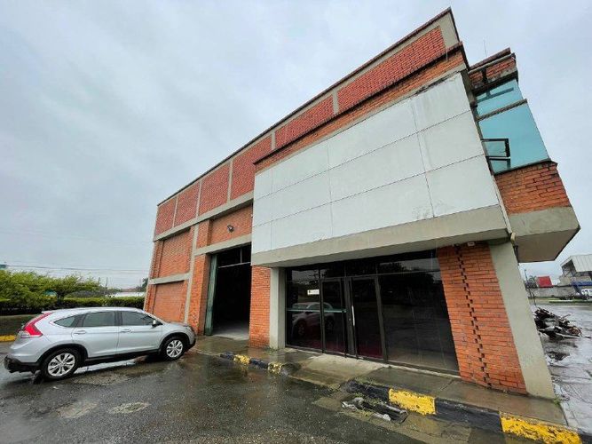Bodega en arriendo en Bolivar, Yumbo, 2652 m² · foto 4 de 20