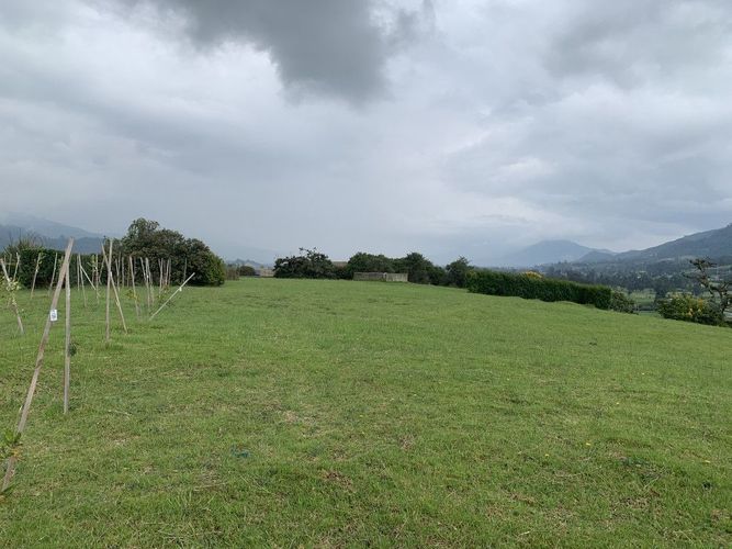 Lote en venta en Valle Alto, La Calera, 2116 m² · foto 7 de 14