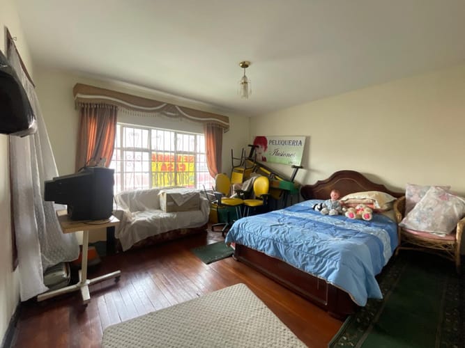 Casa de 5 alcobas en venta en La Esperanza, Bogotá, 264 m² · foto 10 de 14