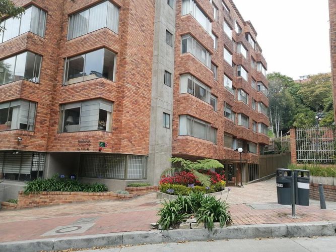 Apartamento de 3 alcobas en venta en Chapinero, Bogotá, 250 m² · foto 2 de 16