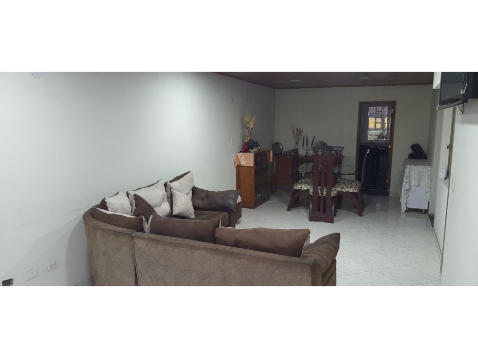 Casa en venta en Engativá, Bogotá · foto 9 de 15