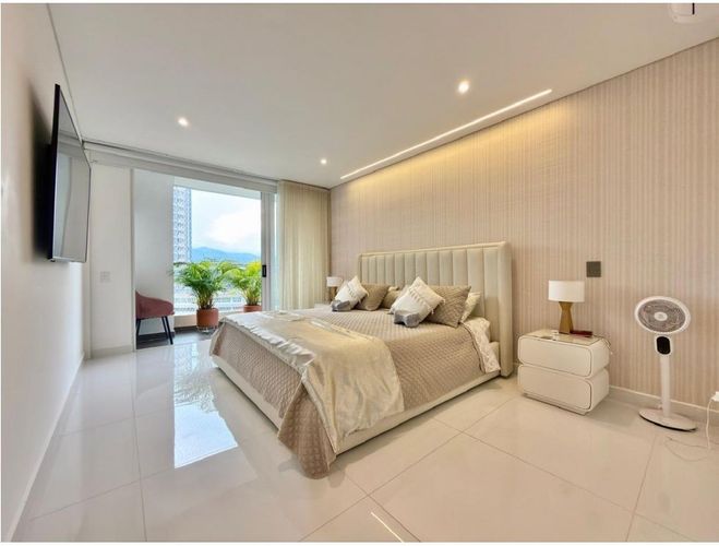 Apartamento de 4 alcobas en venta en Ciudad Jardin, Cali, 215 m² · foto 11 de 24