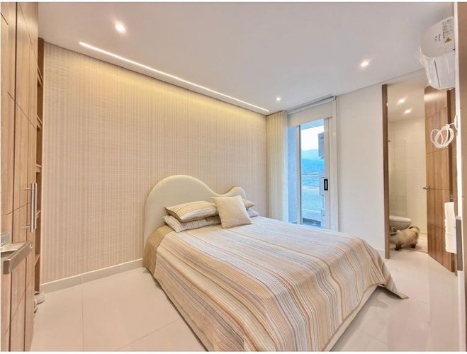 Apartamento de 4 alcobas en venta en Ciudad Jardin, Cali, 215 m² · foto 12 de 24