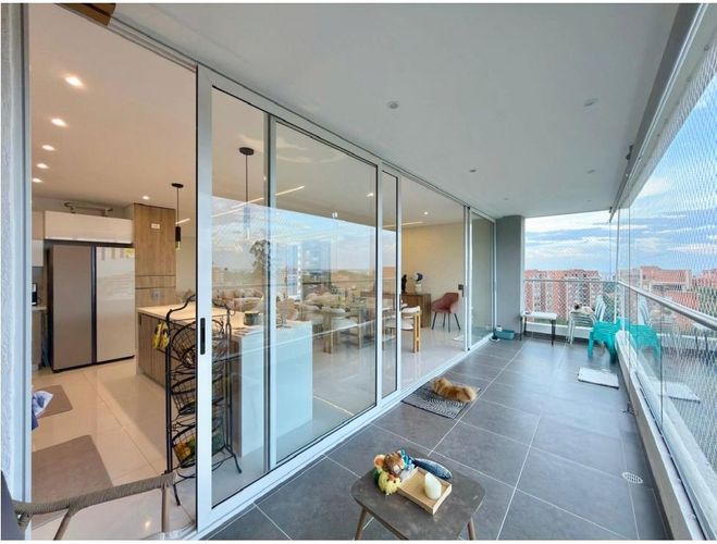 Apartamento de 4 alcobas en venta en Ciudad Jardin, Cali, 215 m² · foto 19 de 24