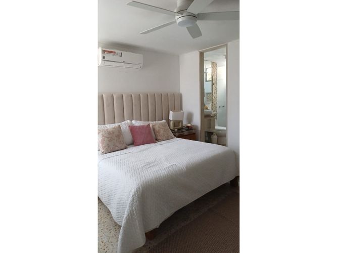 Apartamento de 3 alcobas en venta en Altos De Riomar, Barranquilla, 180 m² · foto 12 de 23