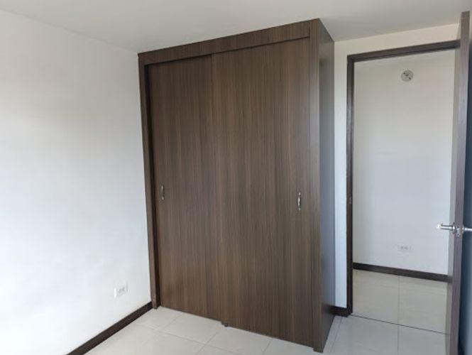 Apartamento de 3 alcobas en venta en Señorial, Itagüí, 70 m² · foto 12 de 17