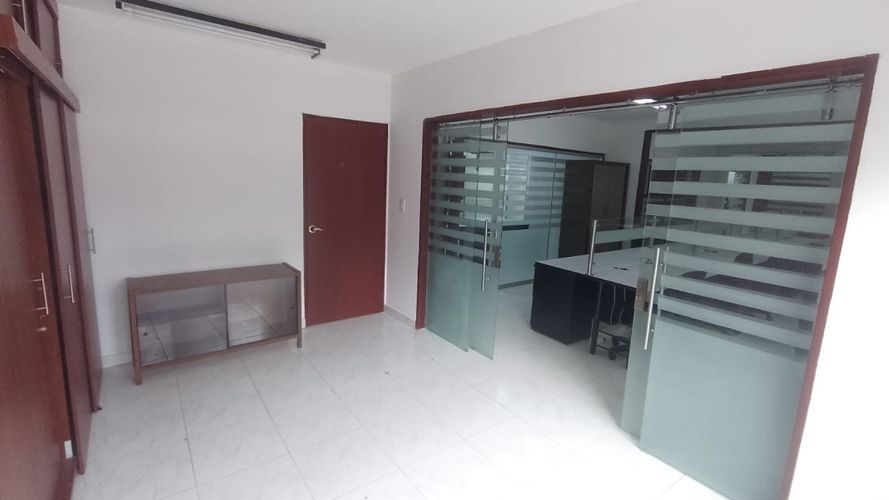Oficina en arriendo en Versalles, Cali, 130 m² · foto 3 de 7