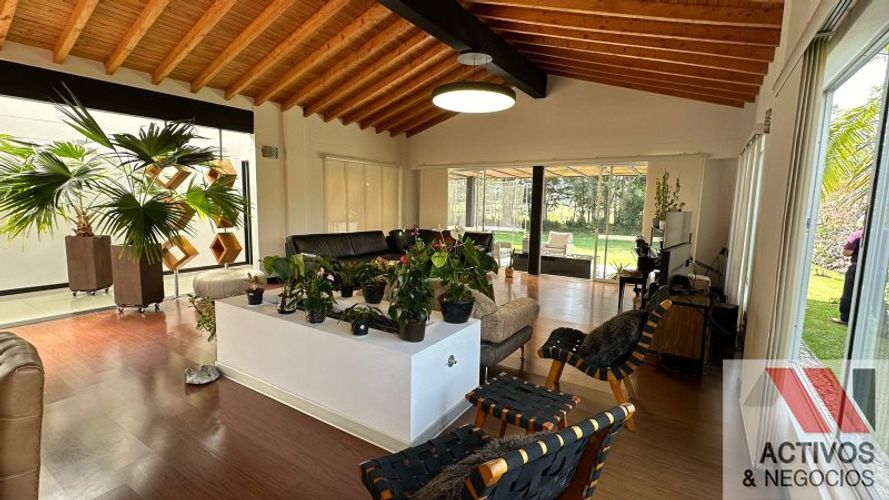 Casa en venta en Llano Grande, Rionegro, 1500 m² · foto 9 de 23