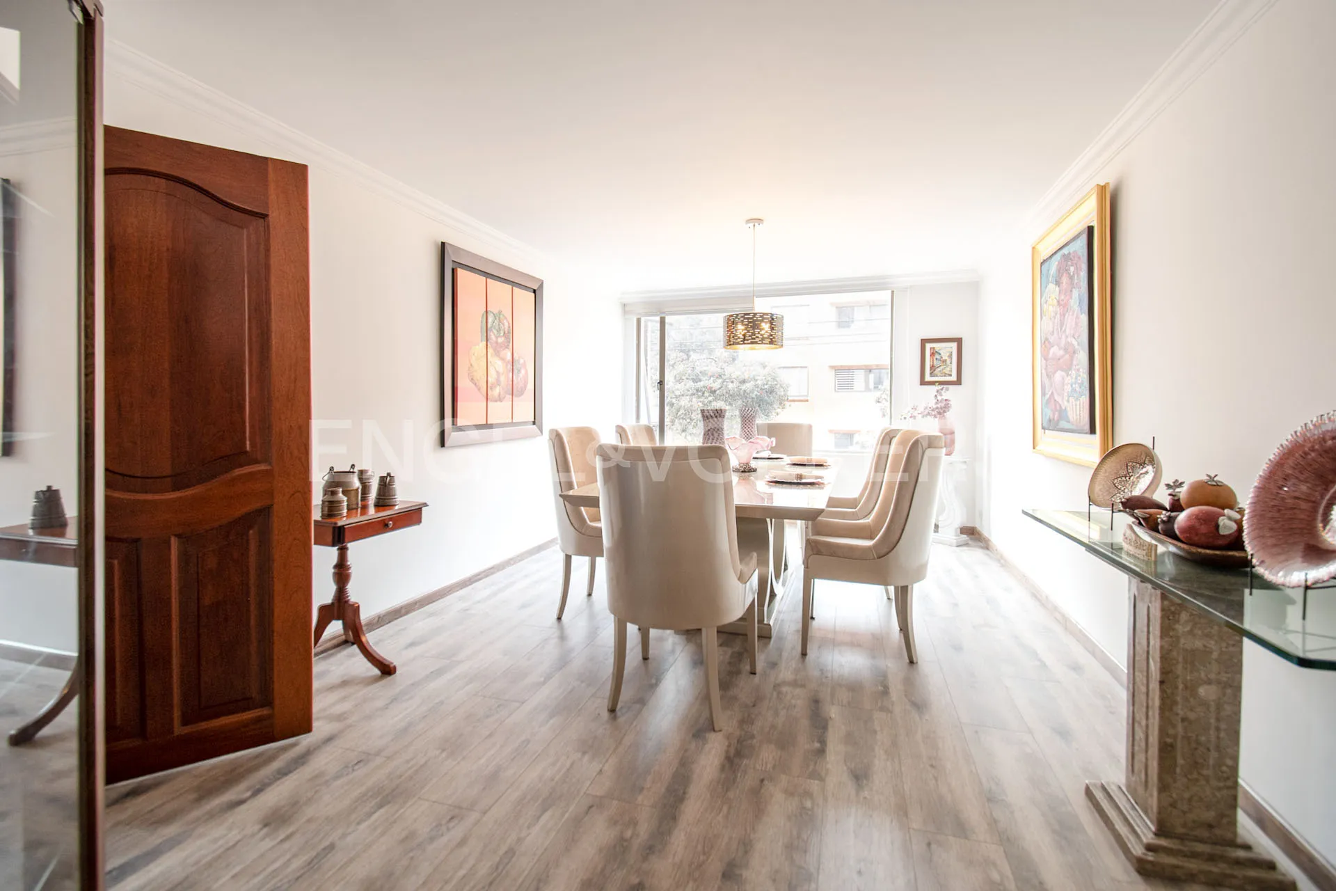 Apartamento en venta en Santa Barbara Occidental, Bogotá · foto 3 de 15