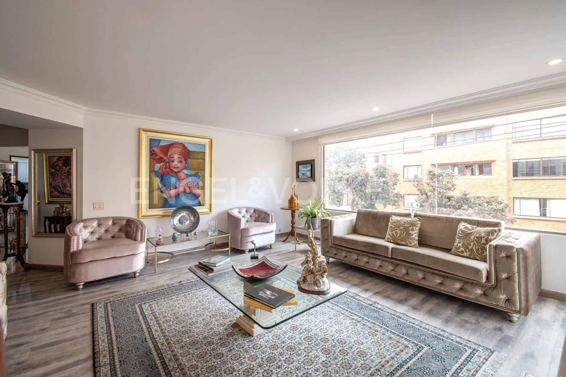 Apartamento en venta en Santa Barbara Occidental, Bogotá · foto 2 de 15